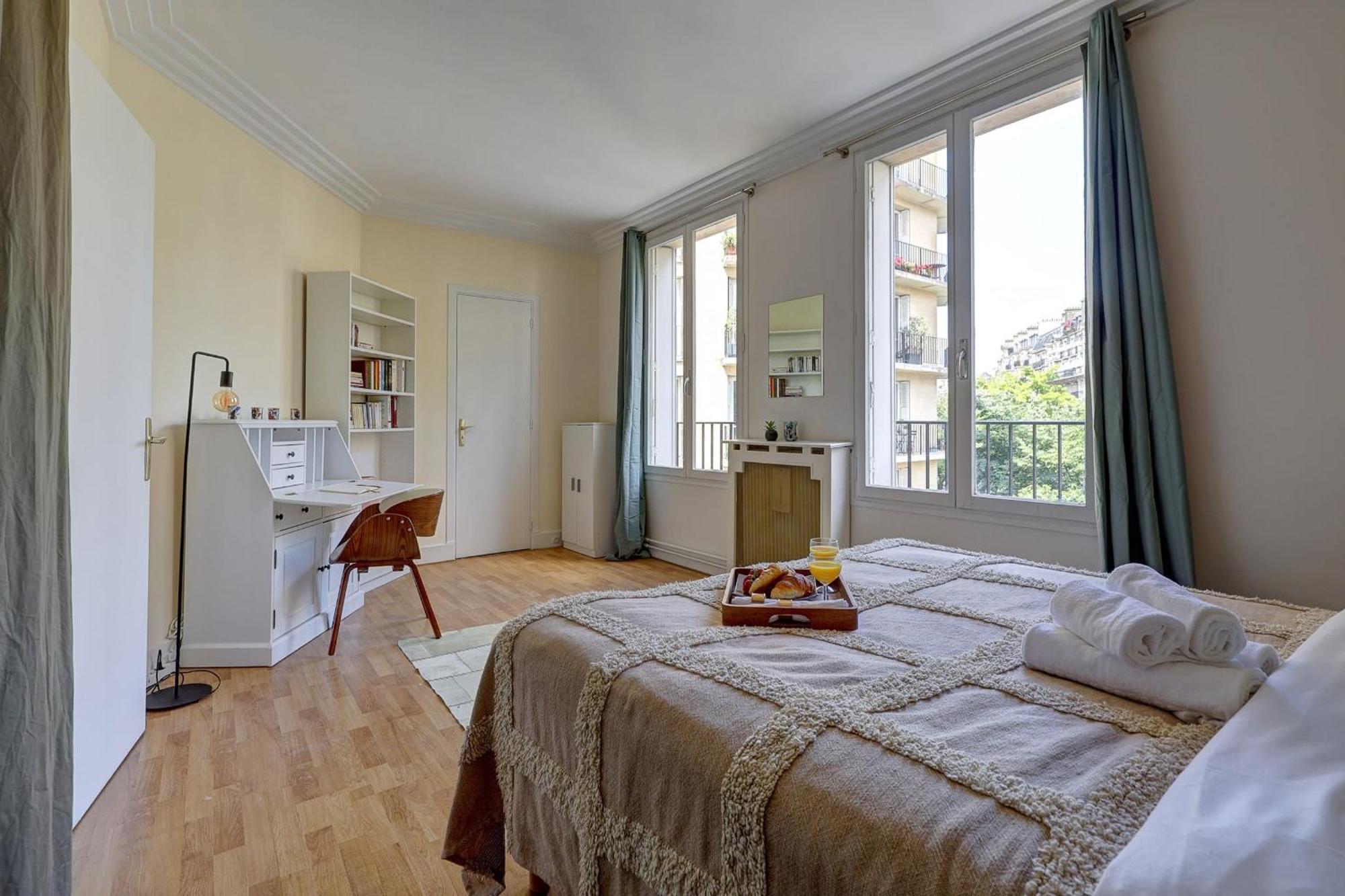 Tower 1br Cozy * Parijs