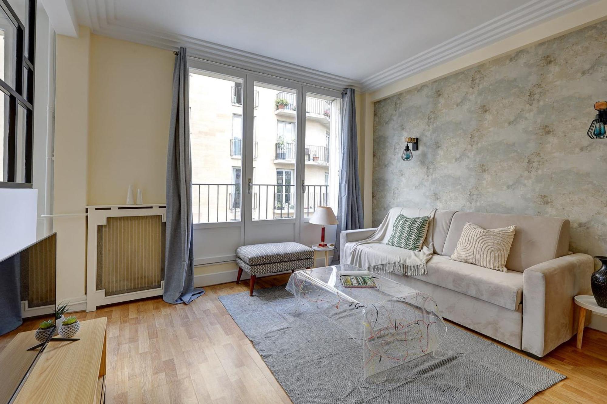 Appartement Tower 1br Cozy Parijs